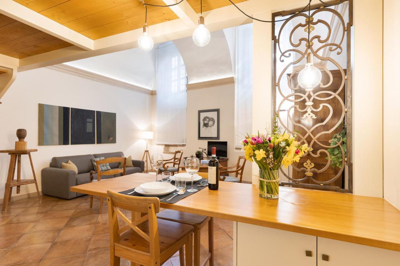 Rome As You Feel - Charming Loft Campitelli In Navona Eksteriør billede