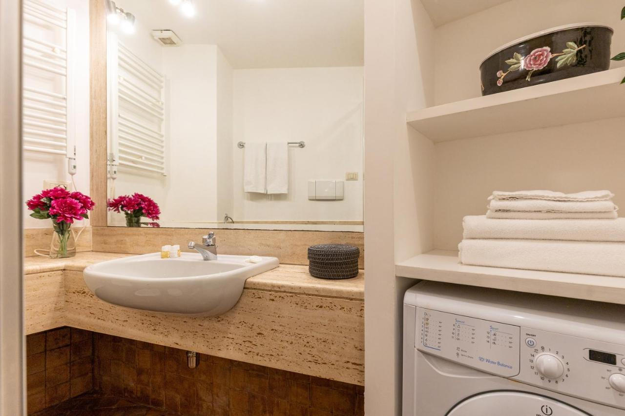 Rome As You Feel - Charming Loft Campitelli In Navona Eksteriør billede